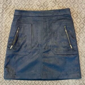EUC LOFT Navy Blue Faux Suede Mini Skirt with Zipper Pockets, Size 2